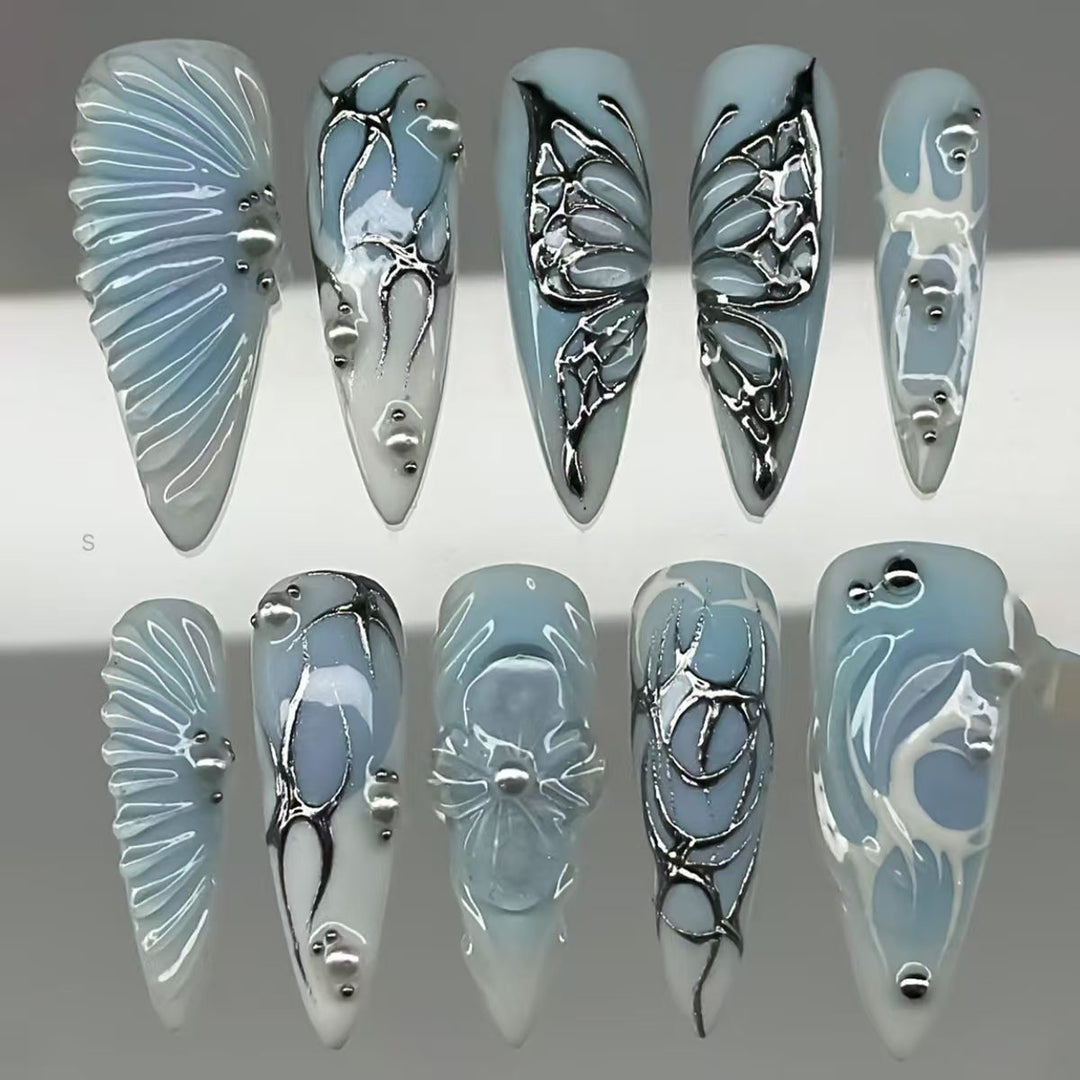 Artistic Floral and Metallic Press-On Nails Stornfield