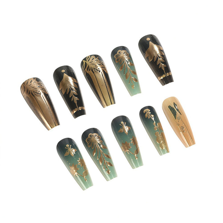 Artificial nails with floral gold embellishments Stornfield