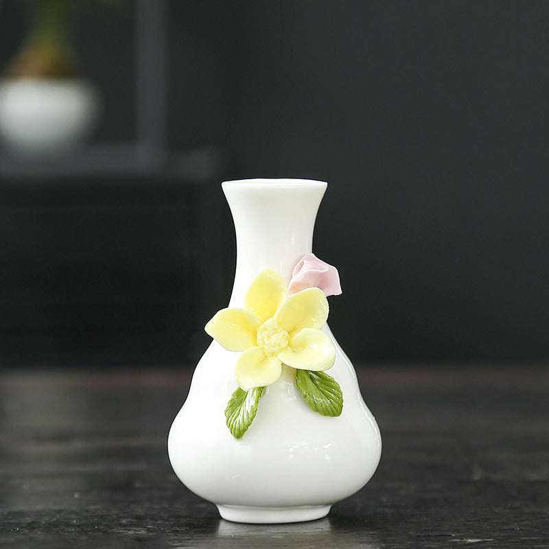 Artistic Floral Porcelain Vase Stornfeild