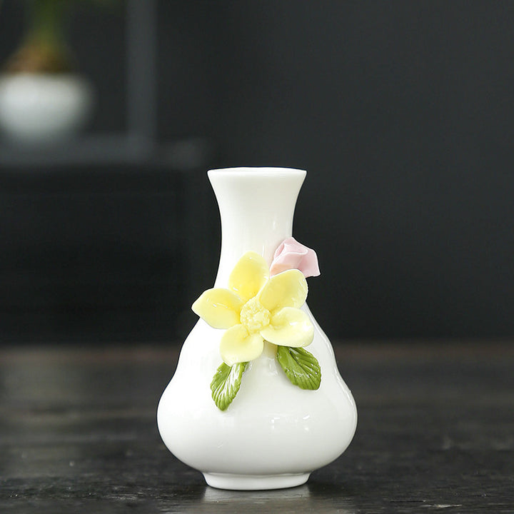 Artistic Floral Porcelain Vase Stornfeild