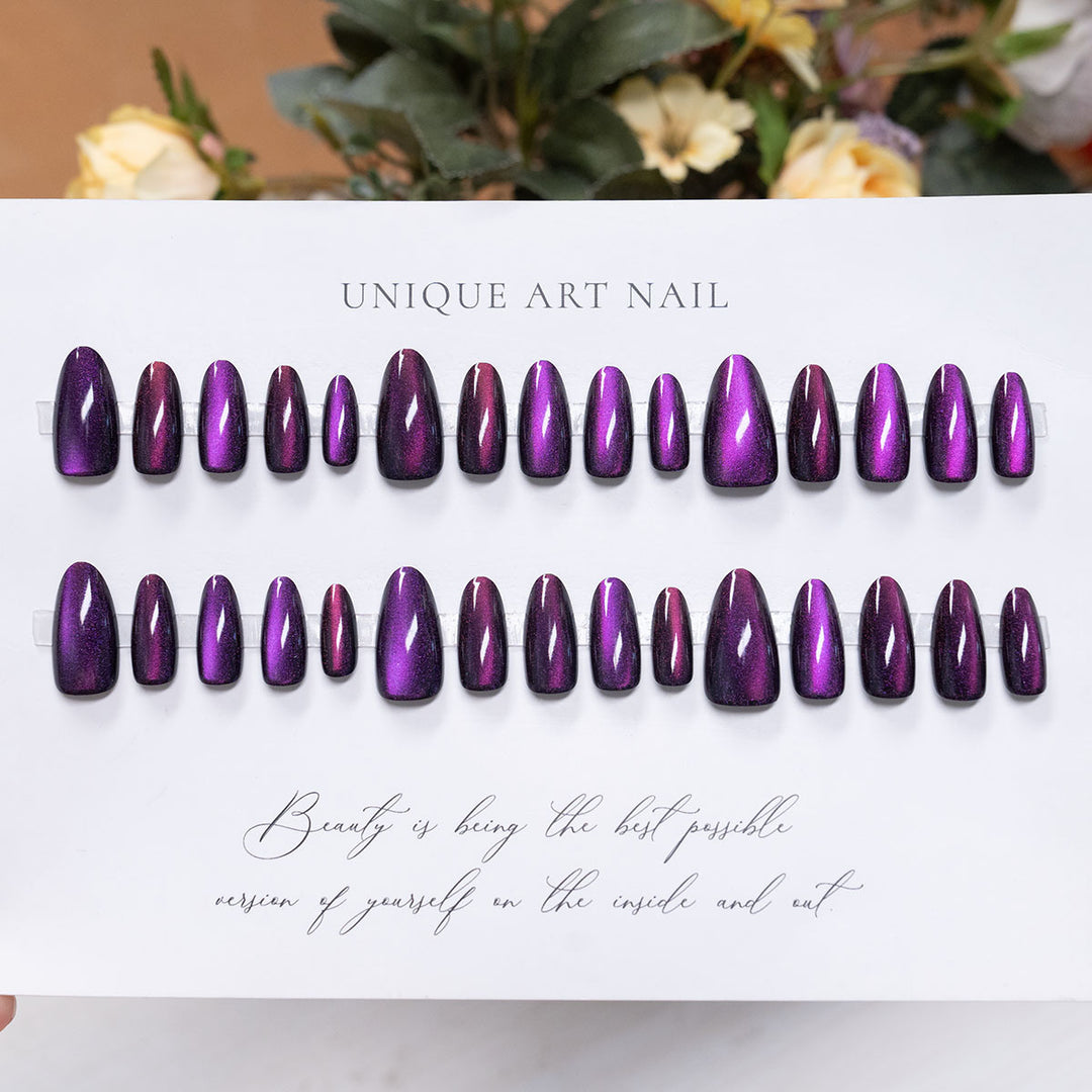 Reflective Long-Stiletto Press-On Nails