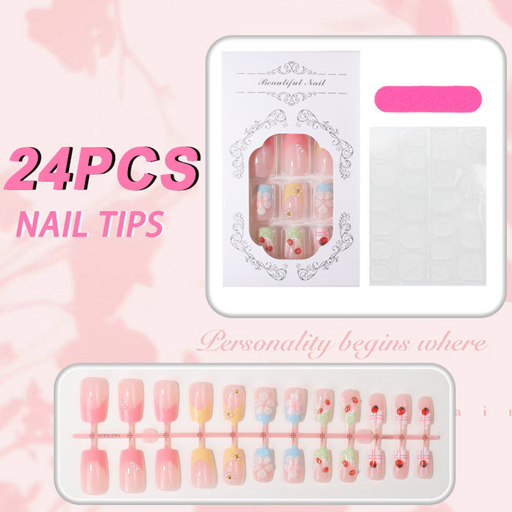 Floral Art Press-On Nail Design Stornfield