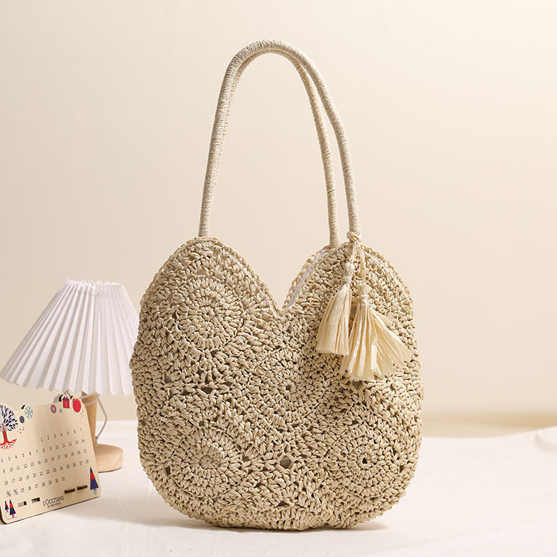 Handmade straw bag with structured design Stornfield