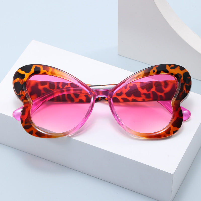 Women's oversized sunglasses in playful butterfly design Stornfield