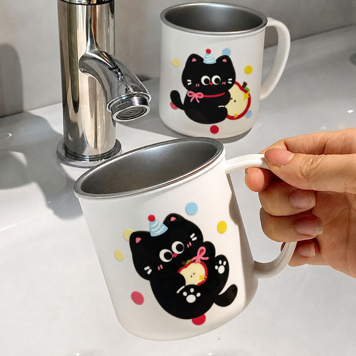 Ceramic mug with playful animal motif Stornfield