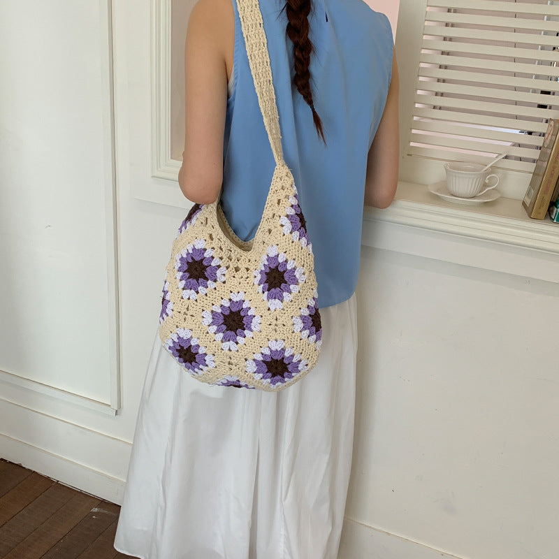 Fashionable Crochet Handbag Stornfield