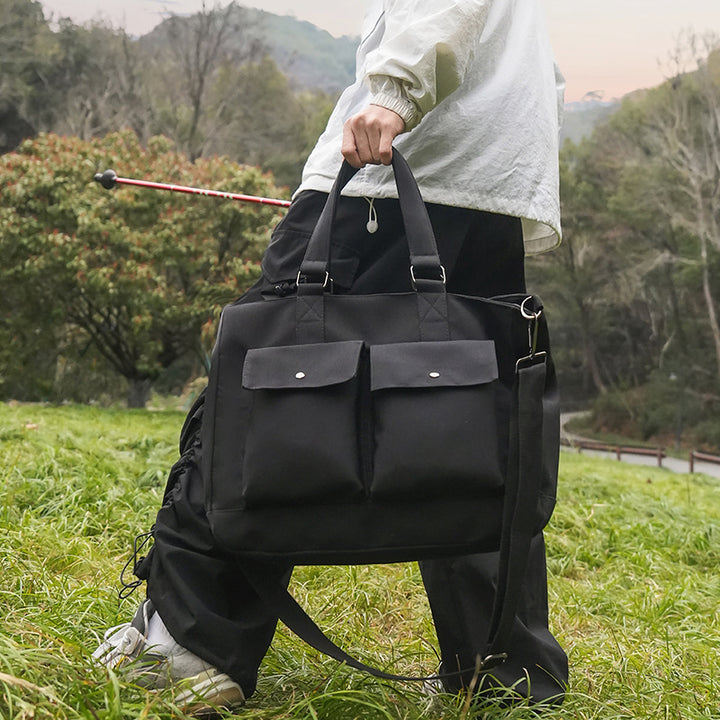 Versatile tote bag with practical exterior pockets Stornfield
