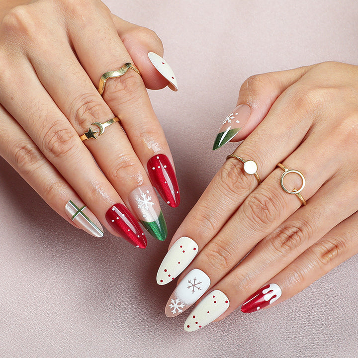 Festive Holiday Nail Art Design Stornfield