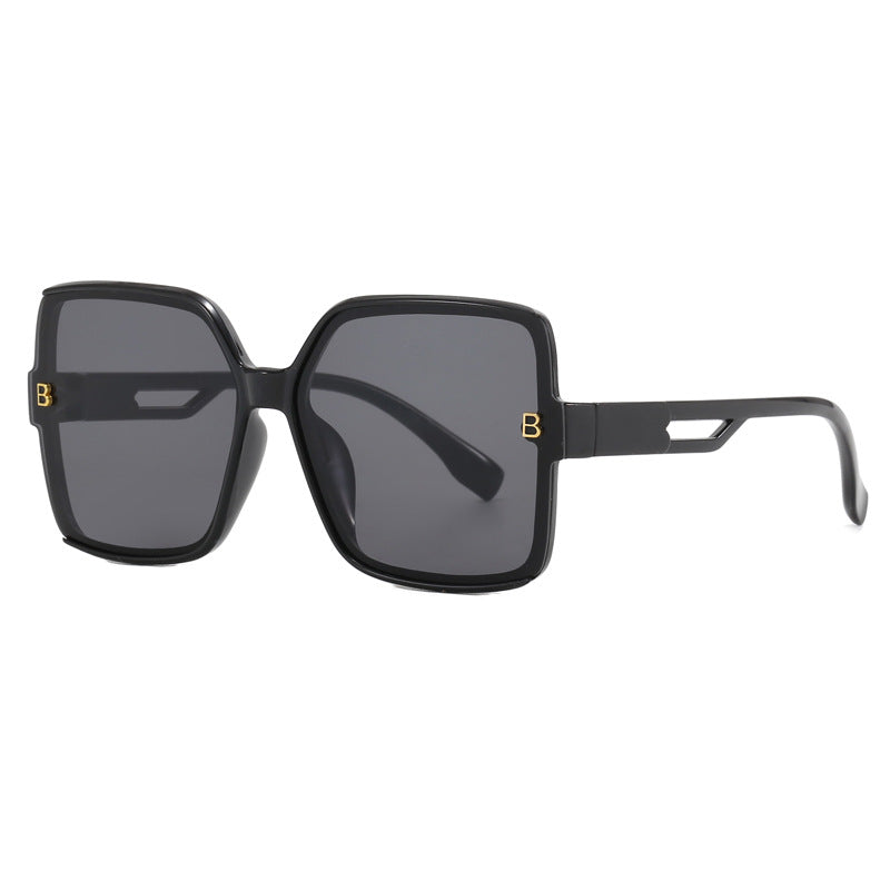 Women's fashionable oversized sunglasses with extravagant accents Stornfield