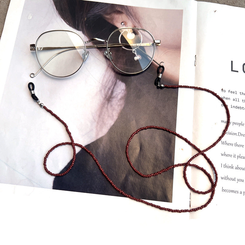 Chic Beaded Eyewear Chain Stornfield