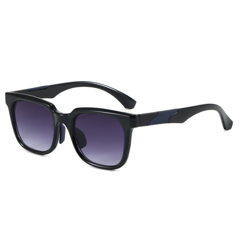 Women's Sporty Sunglasses in Modern Design Stornfield