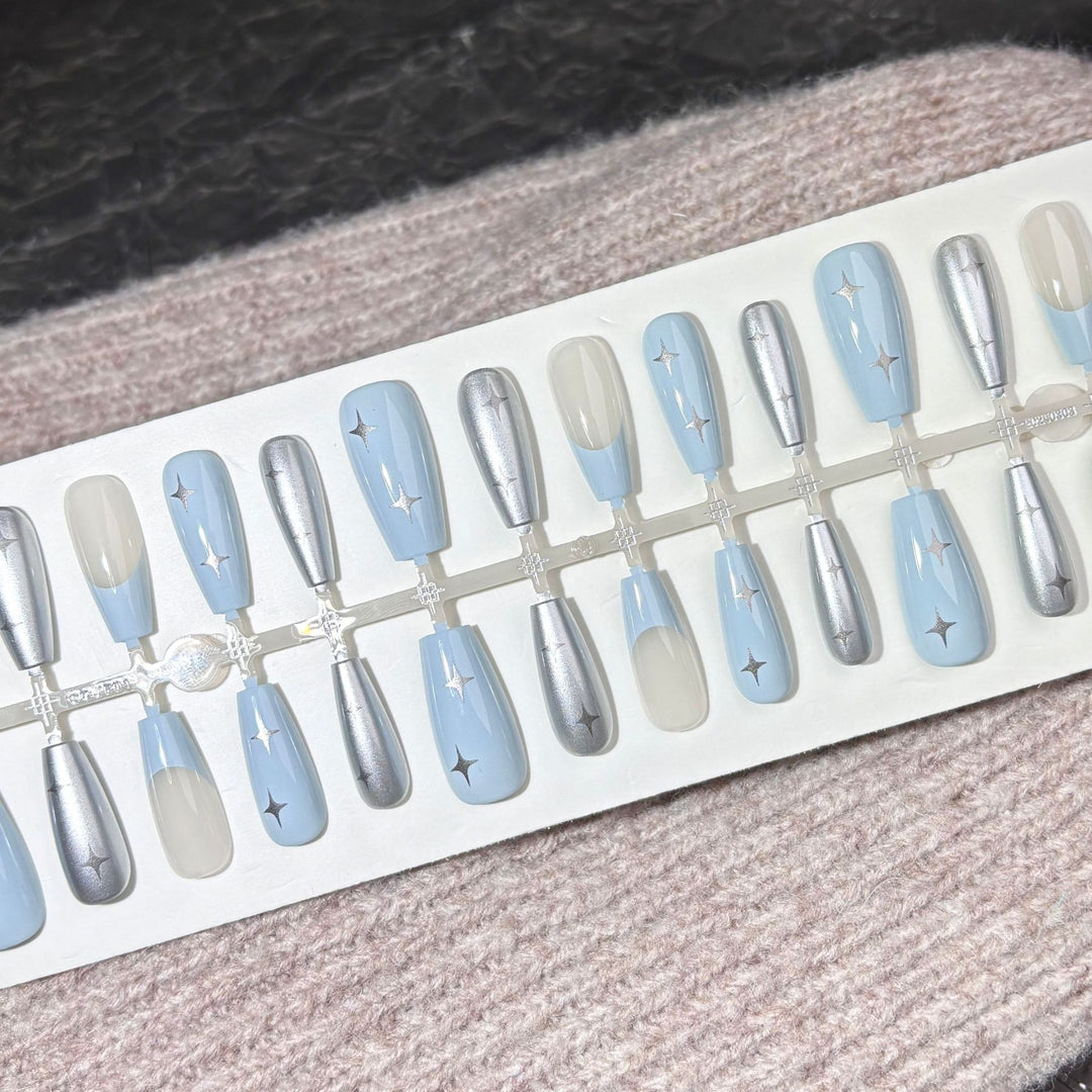 Stylish Star-Embellished Press-On Nail Set