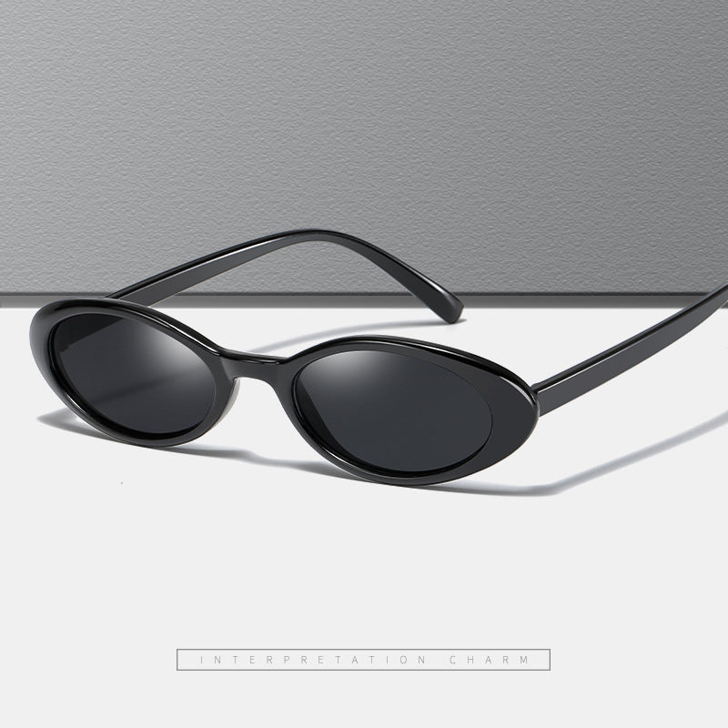 Women's fashionable sunglasses in contemporary oval design Stornfield