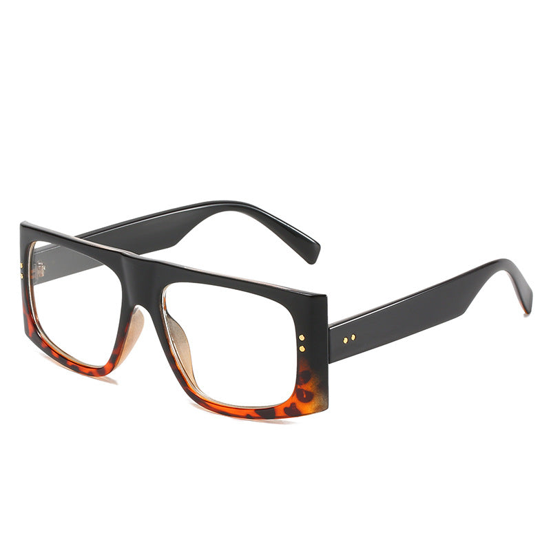 Women oversized sunglasses with stylish, narrow frame Stornfield