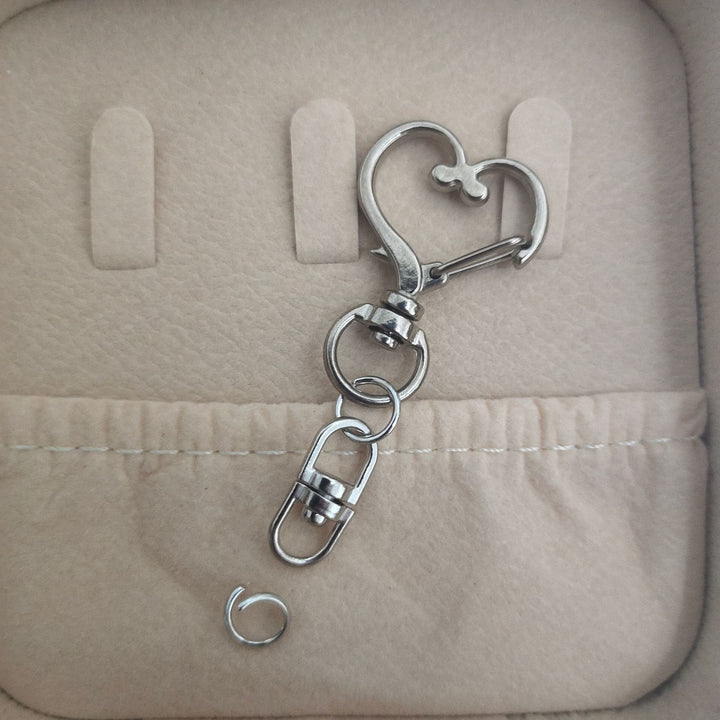 Star-Shaped Keychain Clip Stornfield