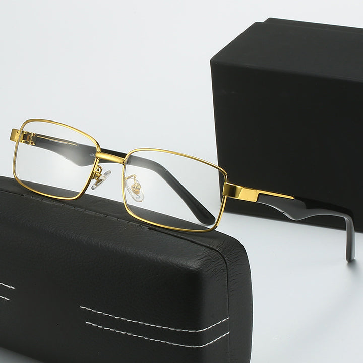 Women's corrective glasses with elegant gold-colored frame and stylish design Stornfield