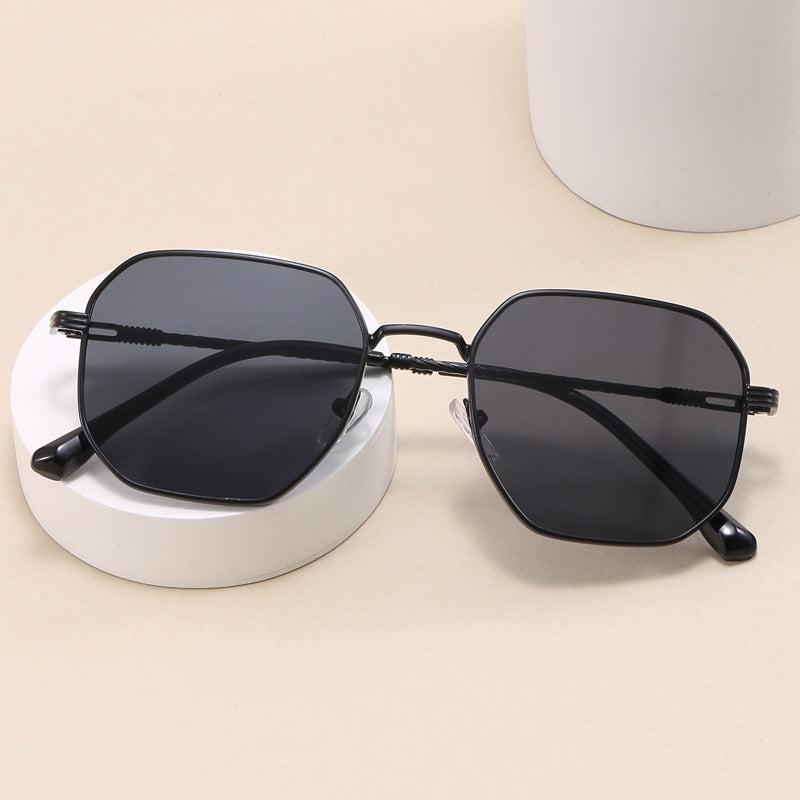 Ladies extravagant geometric sunglasses with striking metal frame Stornfield