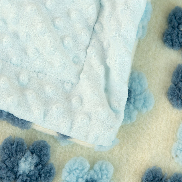 Ladies soft and cuddly microfiber blanket with floral pattern Stornfield