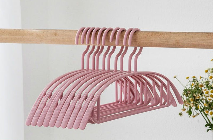 Non-Slip Versatile Clothes Hangers Stornfield