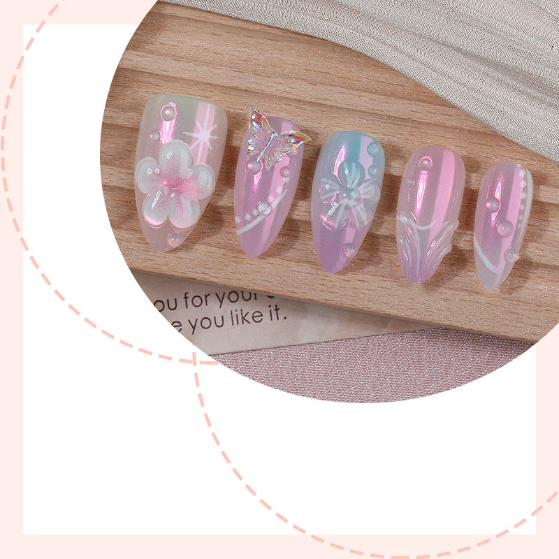 Artistic Press-On Nail Set with Floral Accents Stornfield