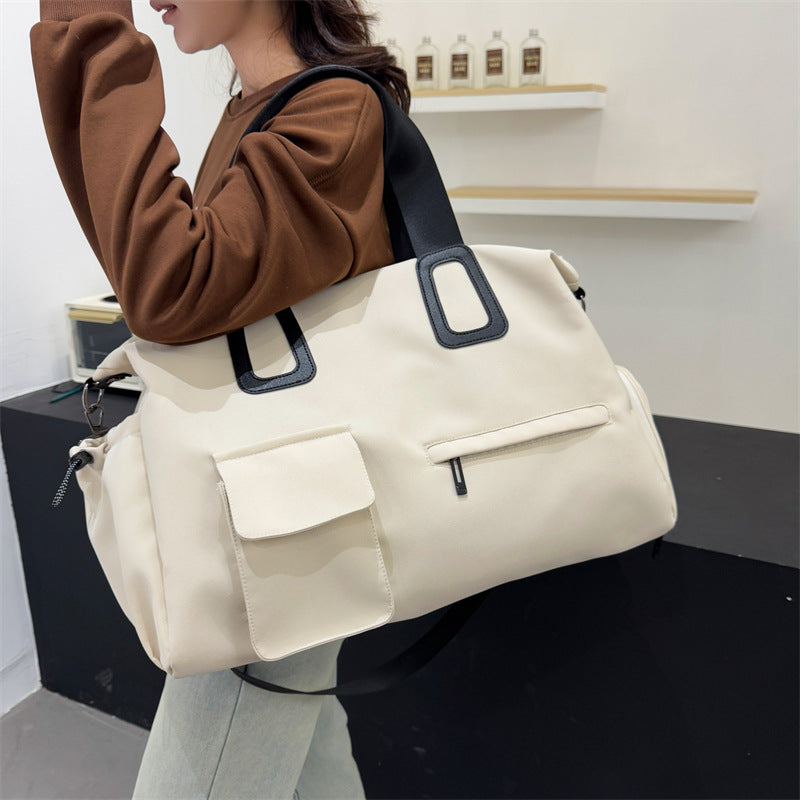 Sporty leisure and travel bag Stornfield