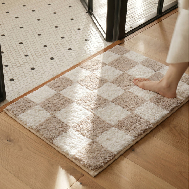 Plush Checkered Bath Mat