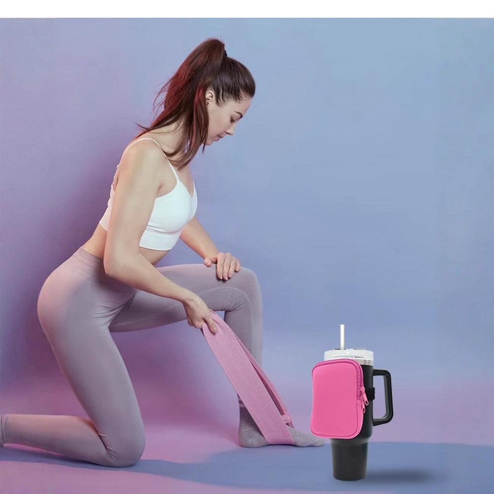 Unisex cup holder with practical pocket Stornfield