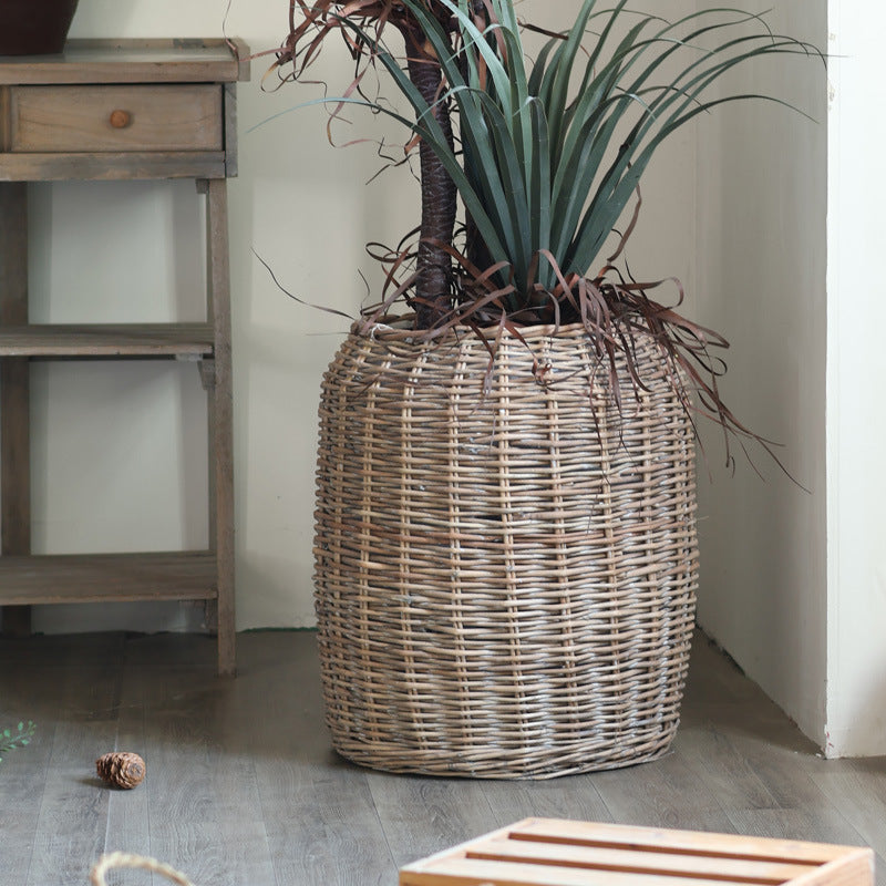Rustic wicker basket Stornfield