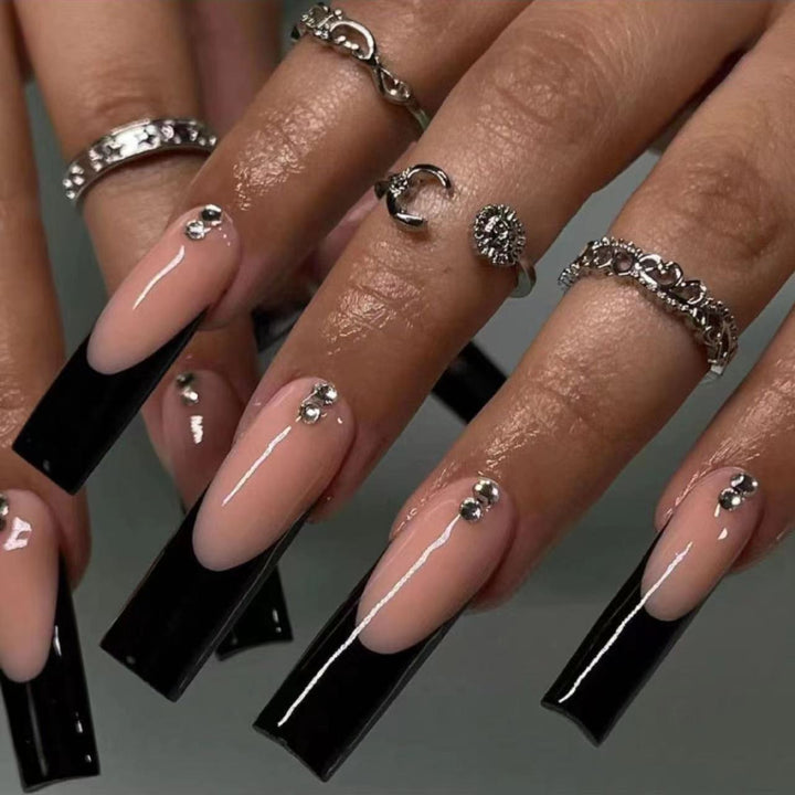 Trendsetting Stiletto Press-On Nail Art Set with Rhinestone Accents