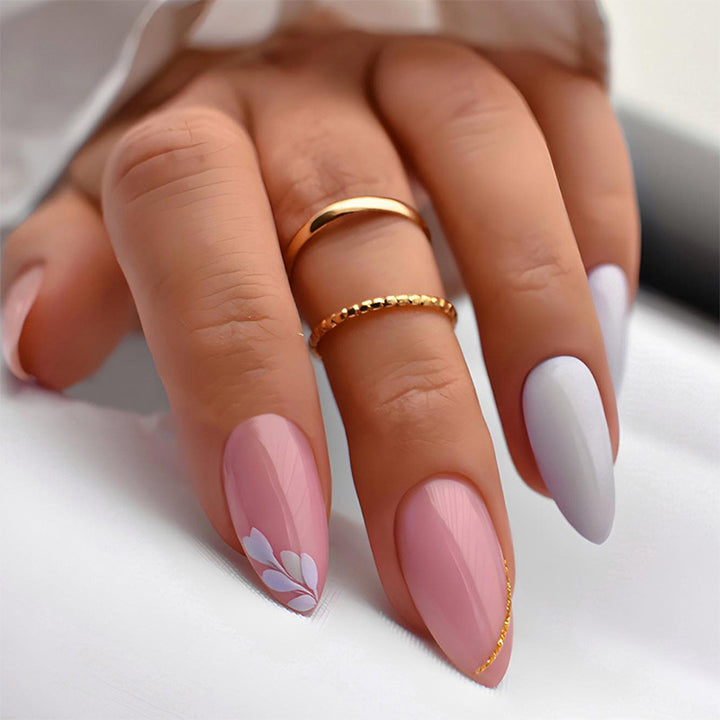 Artistic Press-On Nail Set with Gold Accent Designs Stornfield
