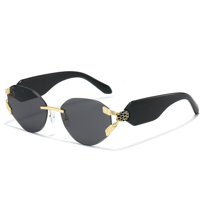 Elegant Cat-Eye Sunglasses with Unique Design Stornfield