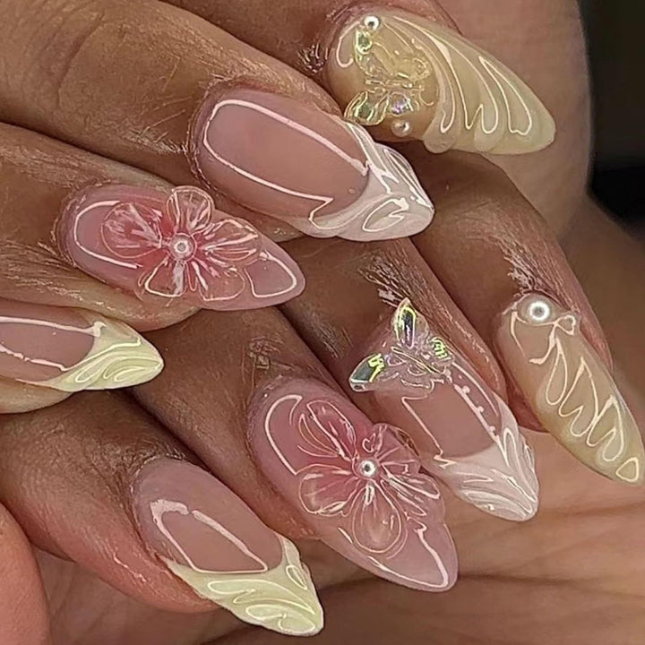 Elegant Floral Design Press-On Nails Stornfield