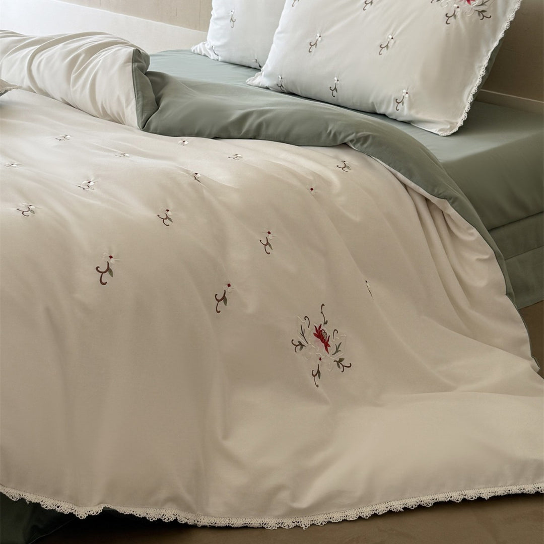 Botanical Embroidered Cotton Sateen Duvet Cover with Scalloped Lace Trim