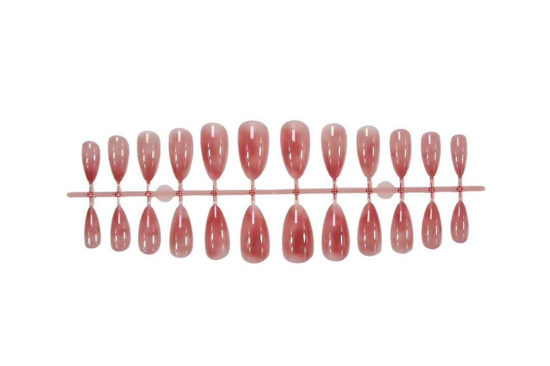 Artificial nail set with elegant, transparent shine Stornfield