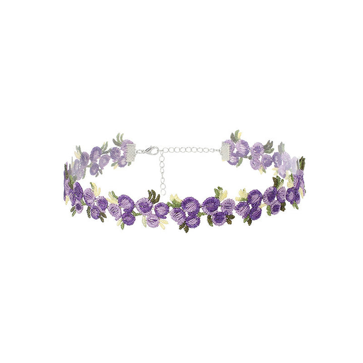 Floral Choker Necklace Stornfield