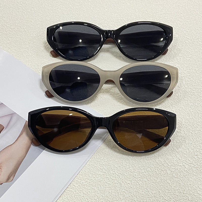 Fashionable Cat-Eye Sunglasses for Stylish Outfits Stornfield
