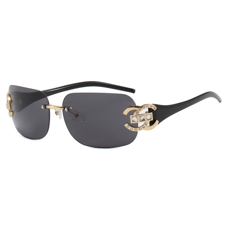 Women's fashionable sunglasses with luxurious geometric frame and protective UV filter Stornfield