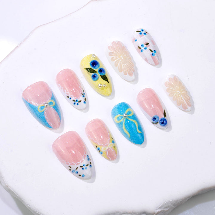 Artistic 3D Decorative Press-On Nail Set
