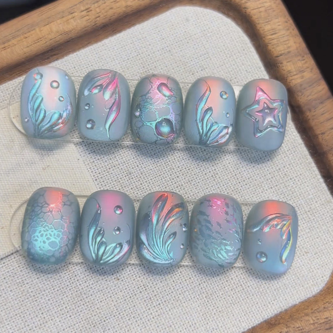 Artistic Gel Press-On Nail Art Set