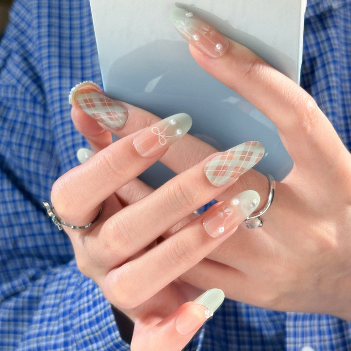 Artistic Press-On Nail Set Stornfield