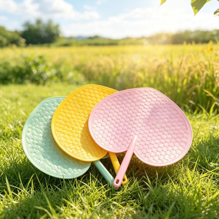 Leaf-Shaped Garden Rake Stornfeild