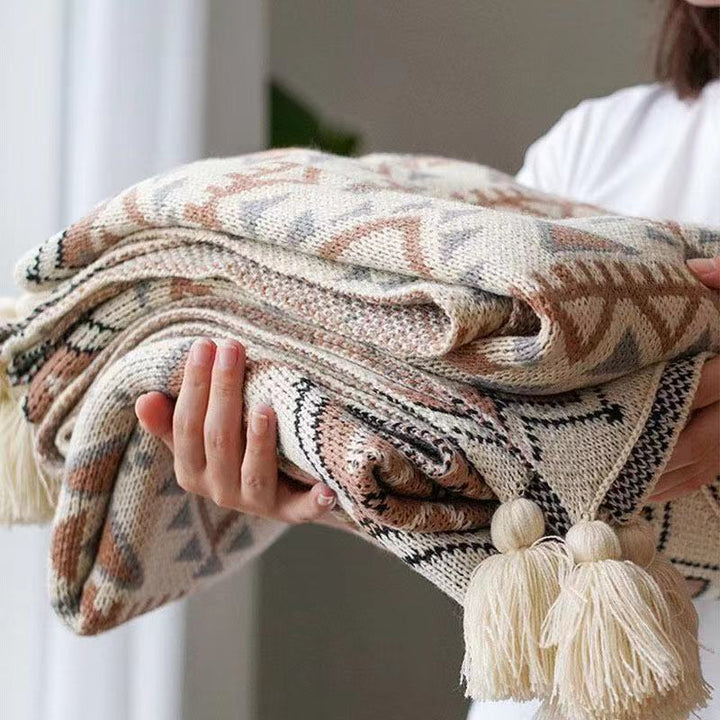 Cozy Patterned Throw Blanket Stornfield