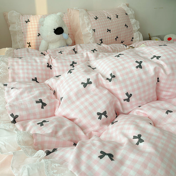 Gingham Cotton Duvet Cover Set with Black Bow Print and Ruffled Lace Sham