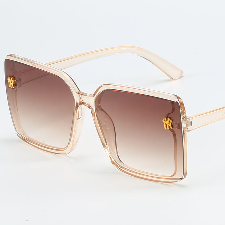 Women's Oversized Sunglasses with Elegant Lenses Stornfield