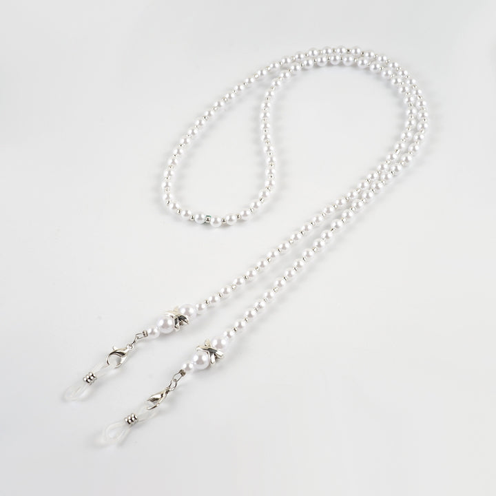 Elegant Beaded Eyewear Chain Stornfield