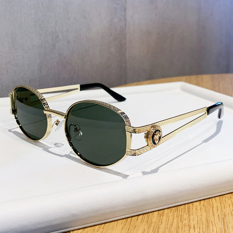 Ladies elegant sunglasses with luxurious frame and delicate design Stornfield