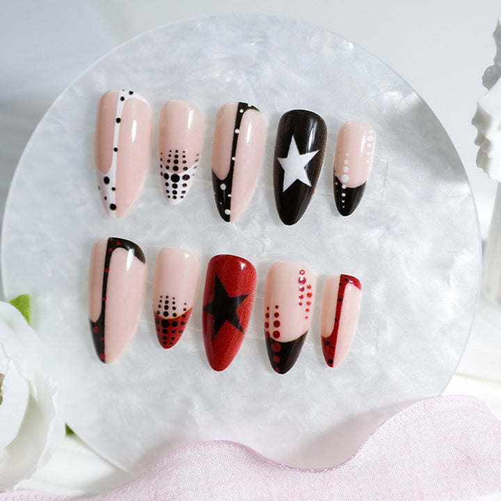 Artificial nail set with eye-catching star and dot designs Stornfield