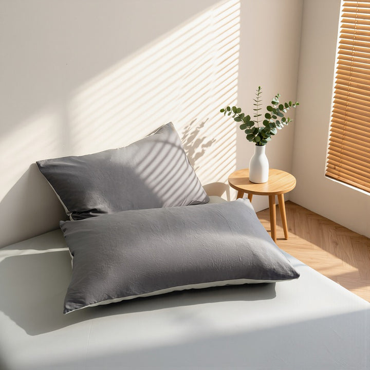 Minimalistic Reversible Duvet Cover Set