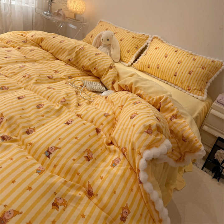 Cute bedding set with teddy fleece reversible function and pompom edge
