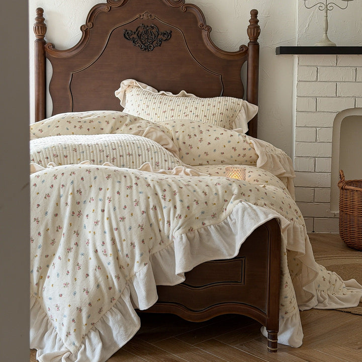 Floral Quilted Ruffled Duvet Cover Set with Gathered Pillow Shams
